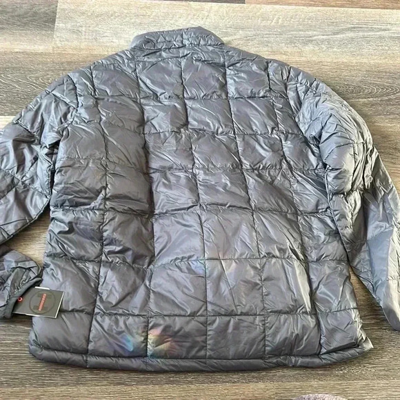 (33) NWT Hawke & co down packable jacket - Picture 4 of 4